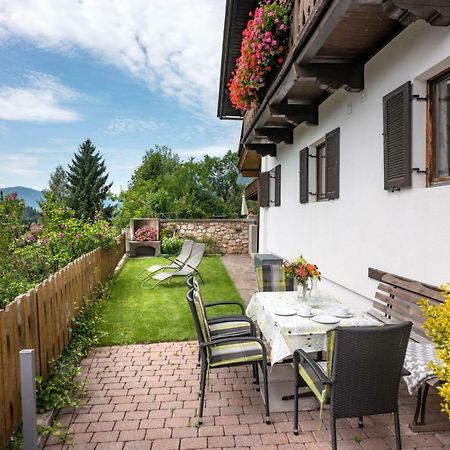 Ferienhaus Bachler Бриксен-им-Тале Екстериор снимка